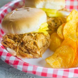 Instant Pot Barbecue Chicken Sliders