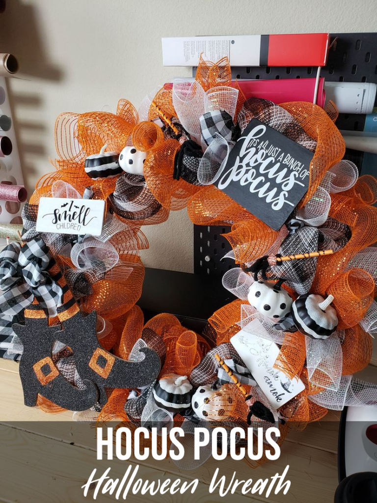 Hocus Pocus Halloween Wreath Pin