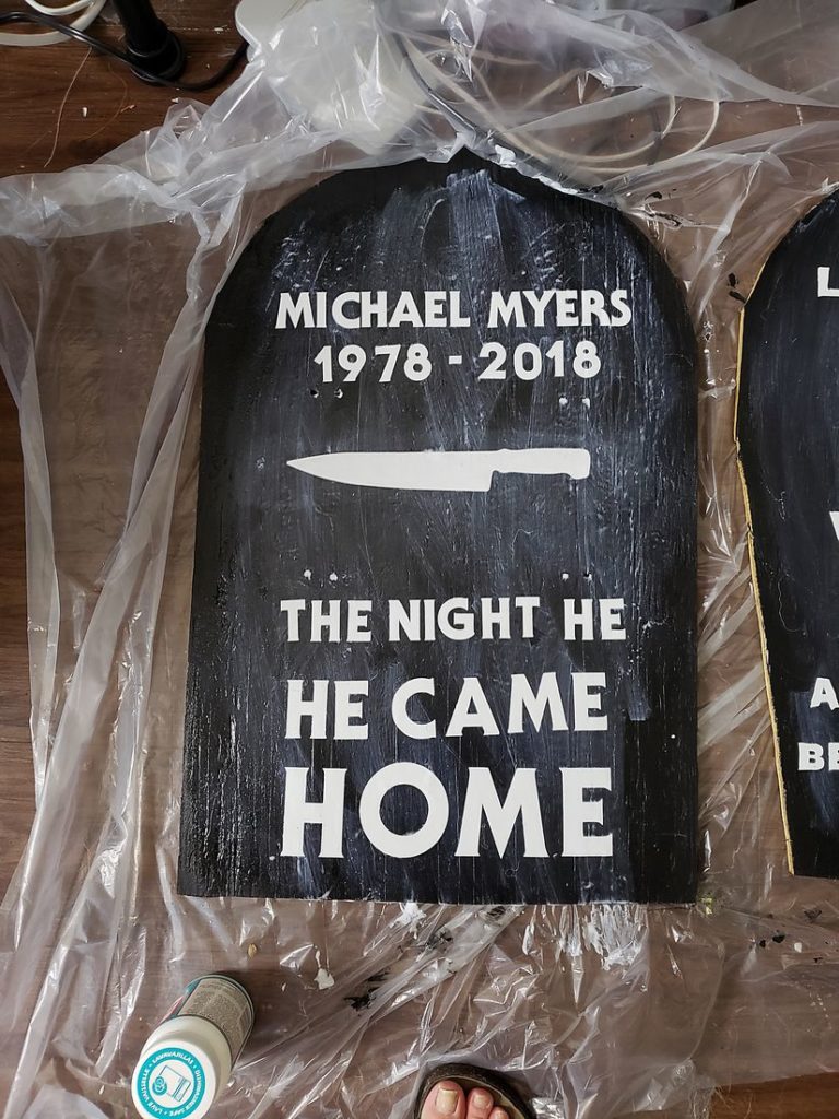Michael Myers Halloween Gravestone