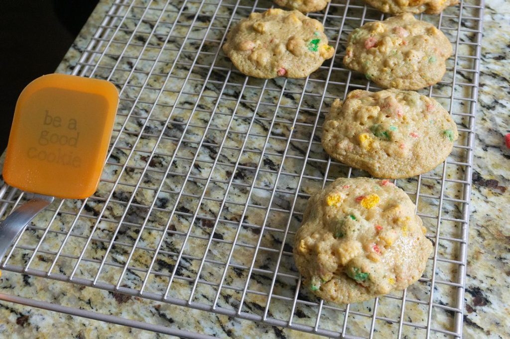 Christmas Crunch Cookies