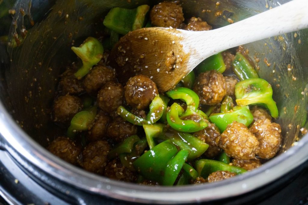 Instant Pot Pepper Beef Meatballs