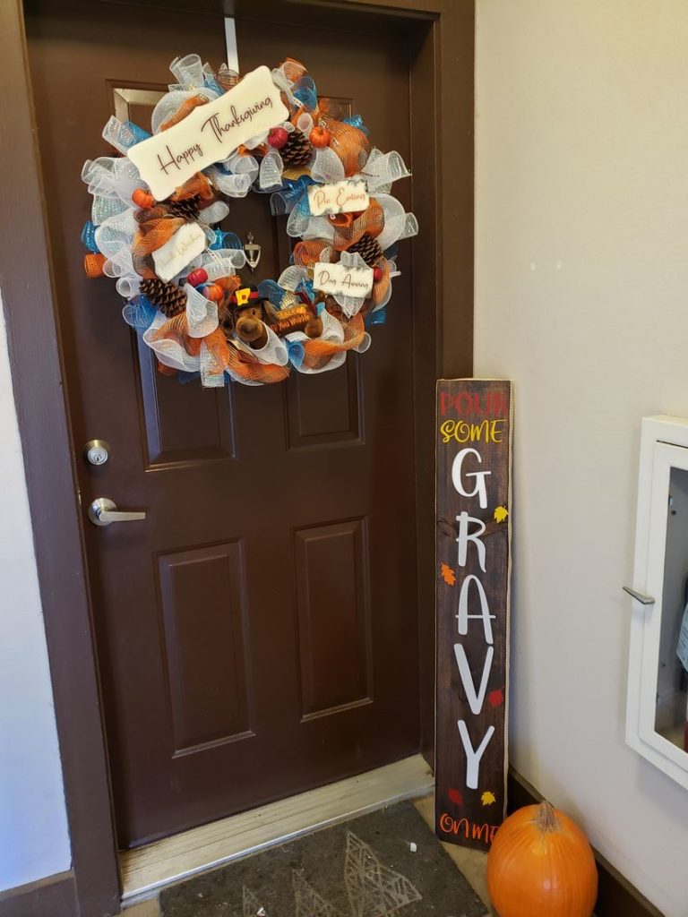 Thanksgiving Mesh Door Wreath 3