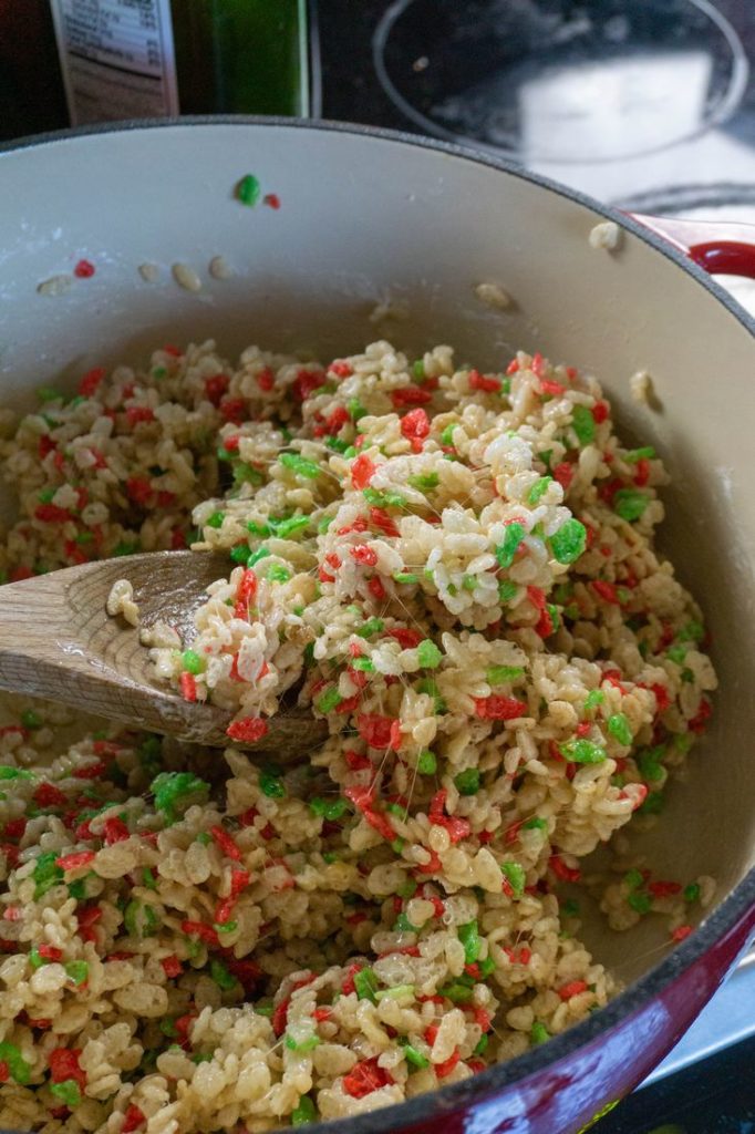 Rice Krispie Heart Holiday Treats