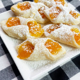 Polish Kolaczki Apricot Cookies