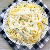 Fettuccine Alfredo