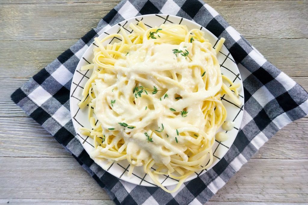 Fettuccine Alfredo