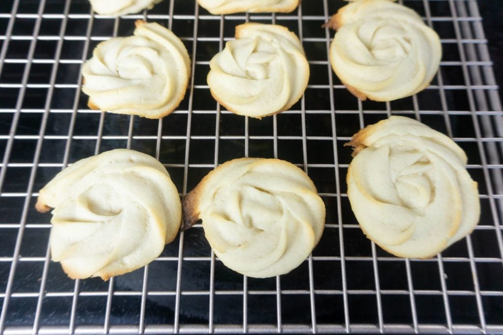 baked cookies on cooling rack