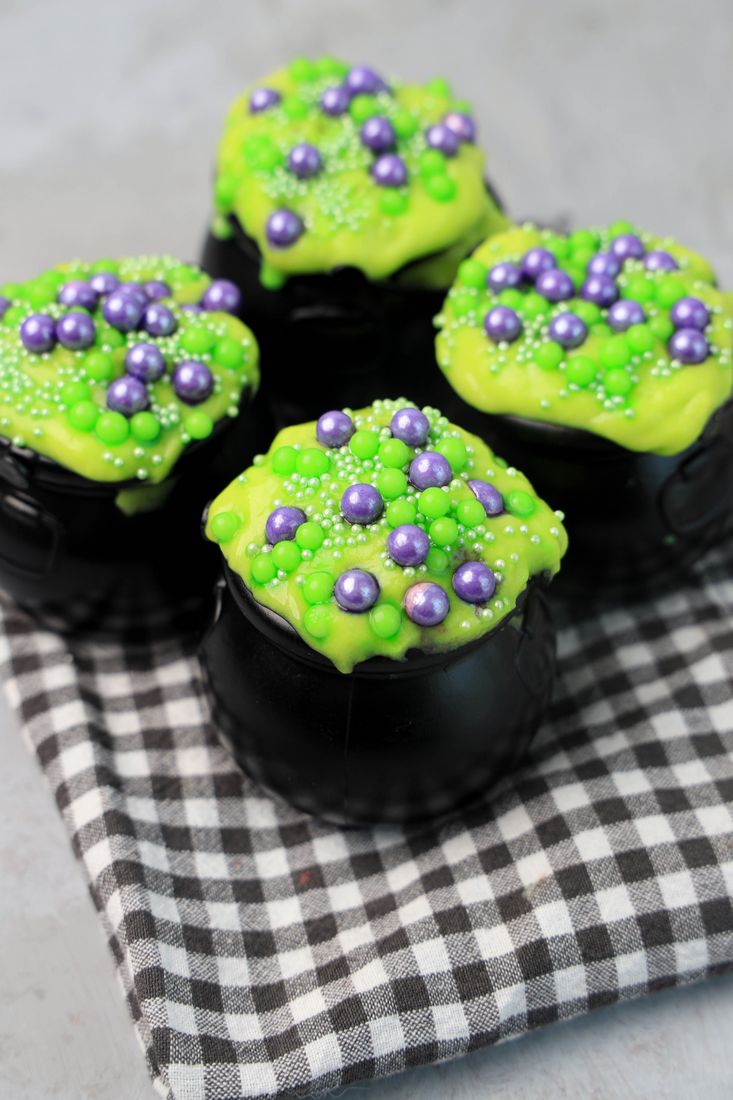 Hocus Pocus Life Potion Pudding cups - Mooshu Jenne